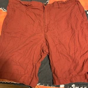 Used a few times wrinkly from being in basket otherwise good condition.